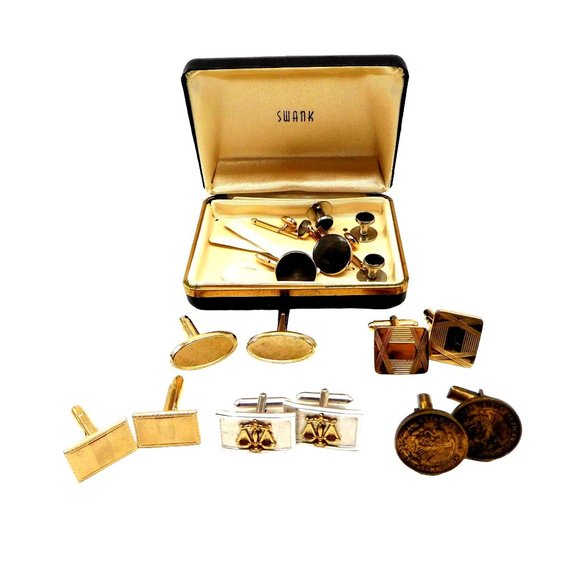 Vintage Lot of Cufflinks Wearable - Picture 1 of 4